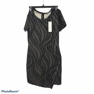 Collective Concepts Black White Spiral Design